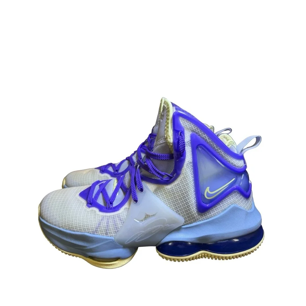 Nike lebron 19